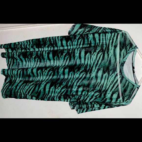Mesh long t-shirt! Worn twice only… - Picture 2 of 3